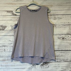 REI Lavender Sleeveless Activewear Top‎ Size M